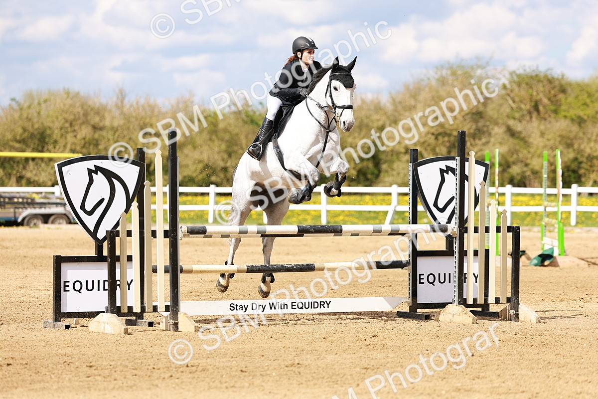 SBM_002125 - Class 4 - Senior Newcomers - 1.10m