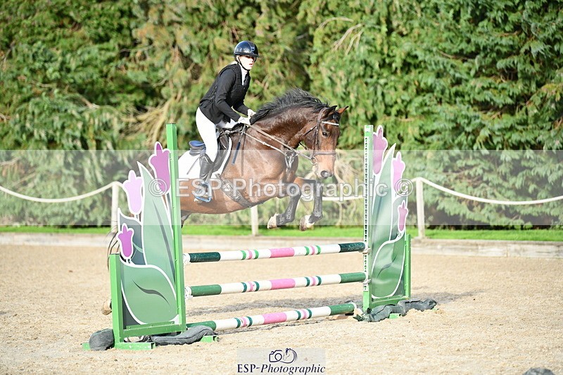 251004A-163057-02094 - Classes 10 & 11 80cm