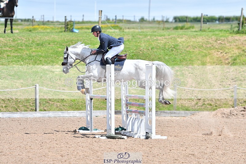 240609A-123709-05255 - Cls 18 Snr Newcomers and 1.10m Open