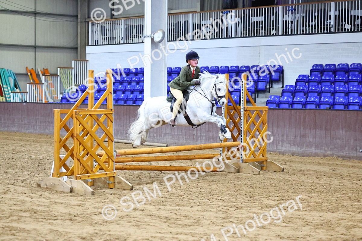 SBM_003103 - Class 35 - 60cm Training Stakes