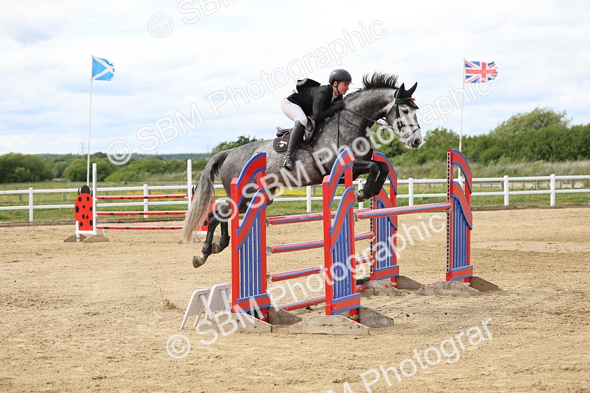 SBM_001359 - Class 5 - Senior Foxhunter - 1.20m