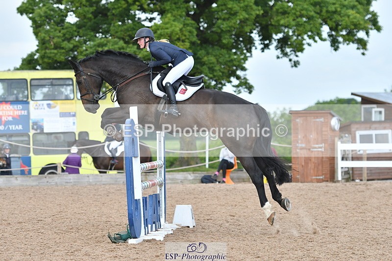 240609A-103950-03952 - Cls 16 Snr Discovery and 1m Open