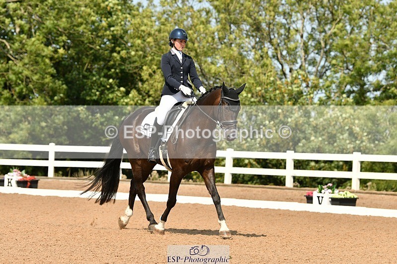 250817-115332-08697 - 113-Chloe.BakerFirst.Date.III