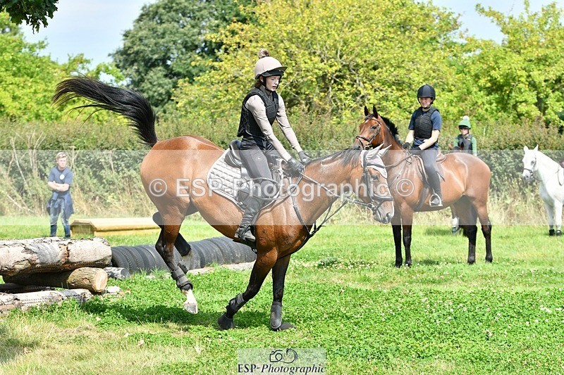 230817-140350-01135 - Theo's 1st Group - XC