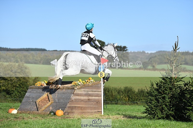 231022-111823-26197 - 232-FLORIAN-Tayla.Mason-XC