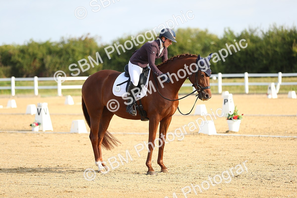 SBM_014989 - Class 13 - Novice 23 - 8,30-9.33