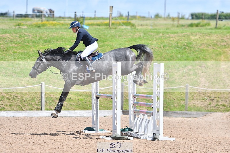 240609A-121927-05116 - Cls 18 Snr Newcomers and 1.10m Open