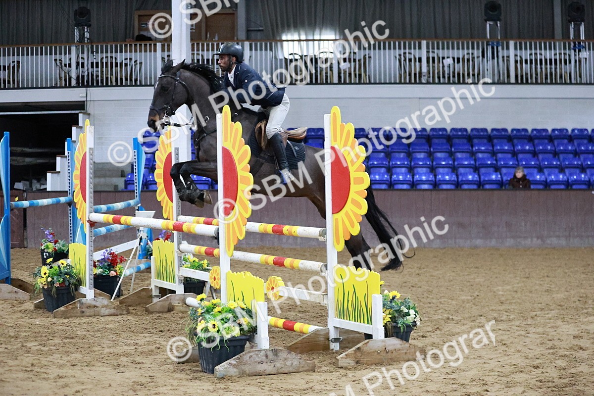 SBM_001018 - Class 4 - Senior Newcomers - 1.10m