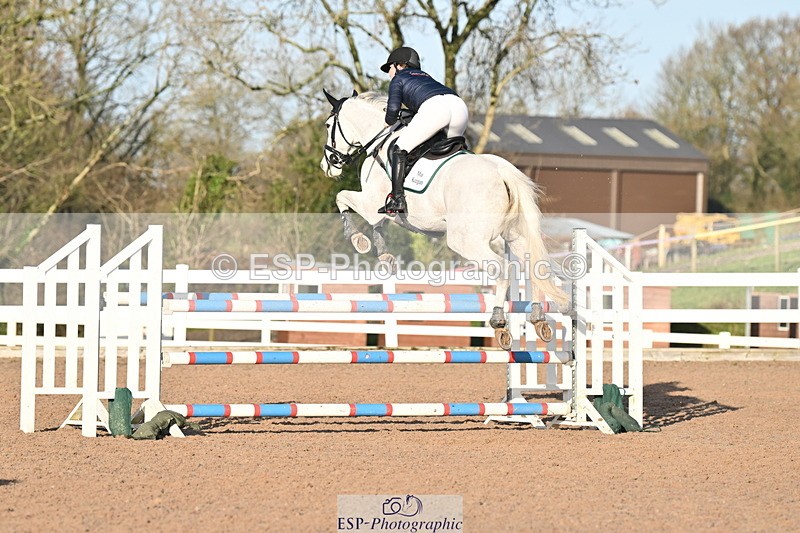 231210A-134057-02650 - Cls 20 Newcomers & 1.10m Open