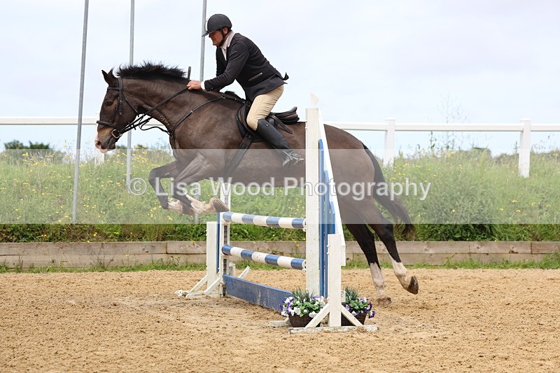 3E7A6387 - Class 4: Senior British Novice/90cm open