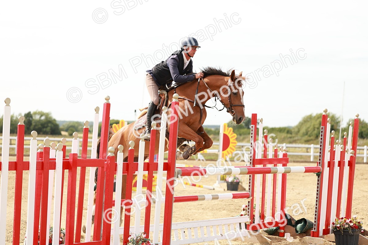 SBM_008233 - Class 4 - Senior Foxhunter - 1.20m Open