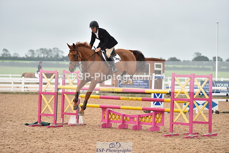 231011A-141552-00679 - Cls 5 Foxhunter & 1.20m Open