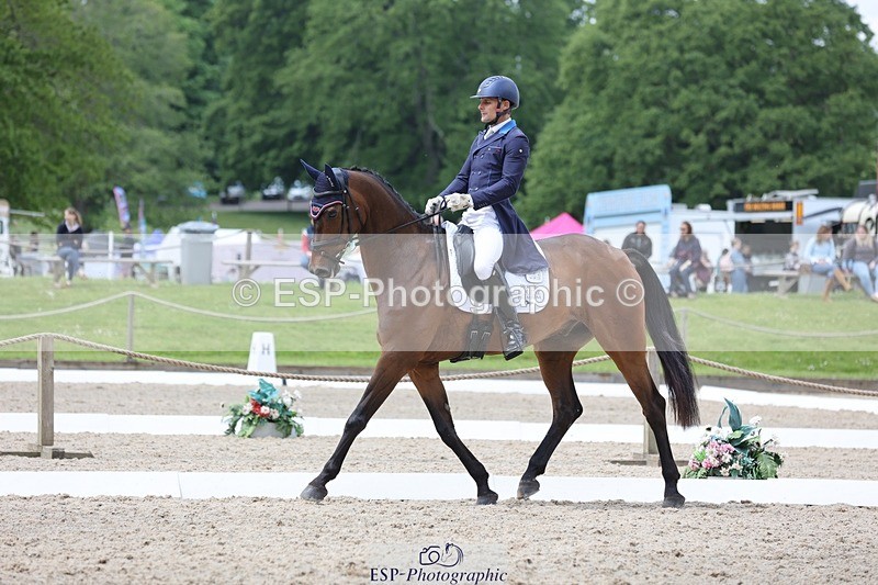 240523-130012-02495 - 301-CAMOUFLAGE-Alexander_Bragg