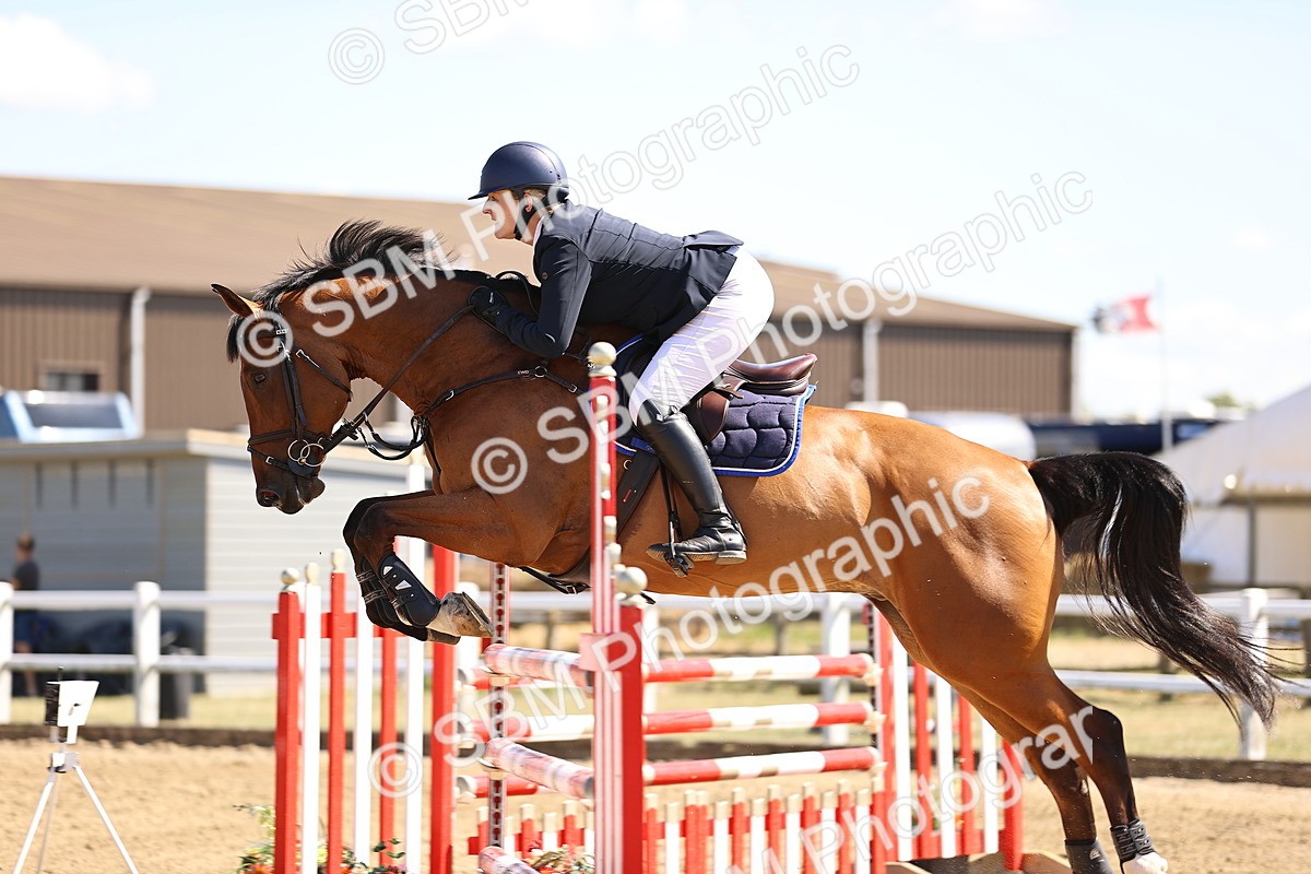 SBM_015135 - Class 16 - Senior foxhunter - 1.20m Open