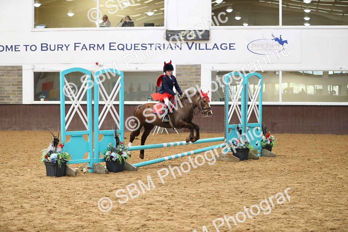 SBM_001176 - Class 3 - Horse & Hound