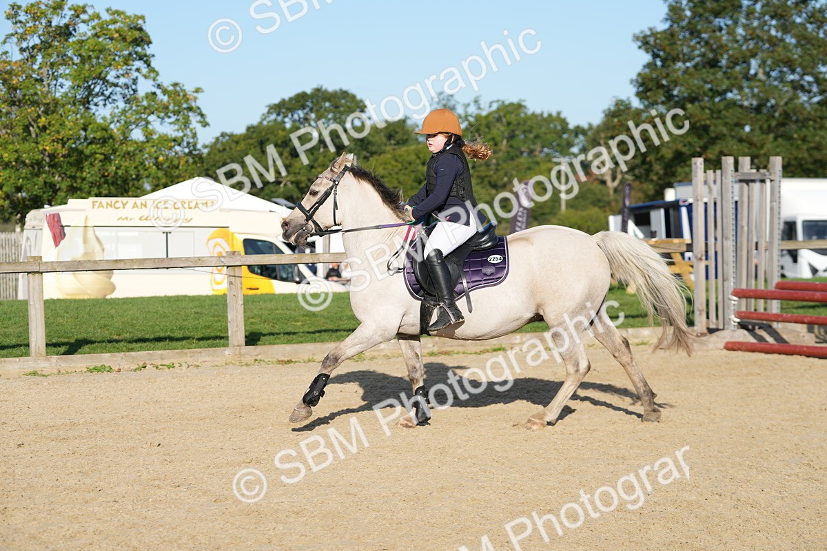 SBM_14275 - J57 - Clear Round 60cm