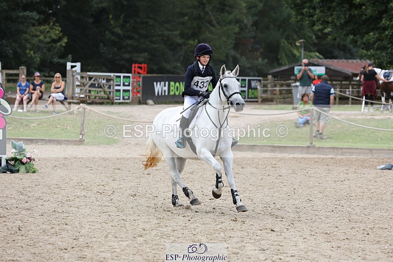 240823X-144403-18606 - 70cm R1 13.45 to 15.30