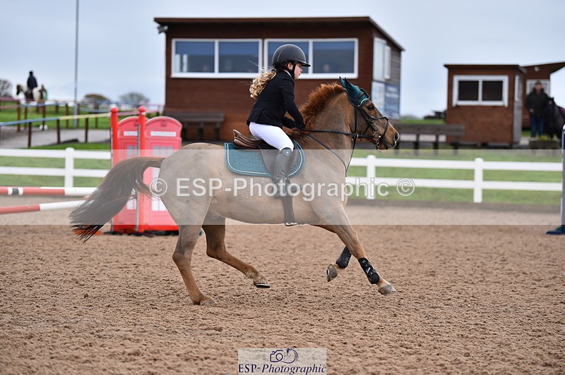 231203A-093604-00009 - Cls 1 Intro 70cm