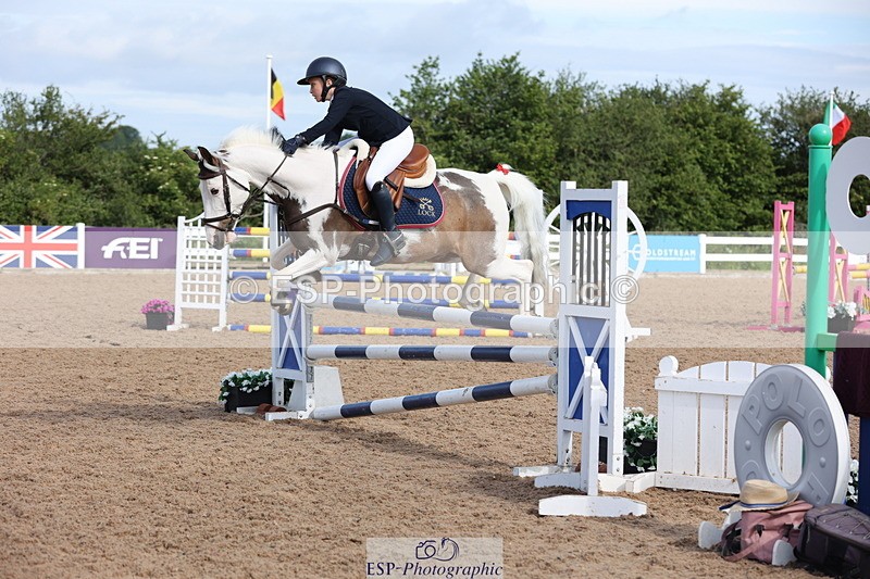 240629A-085924-02795 - Cls 16 British Novice and 80cm Open