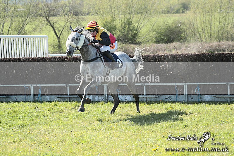 PtP 210425  1060 - Paxford Races Easter Monday 21/04/25