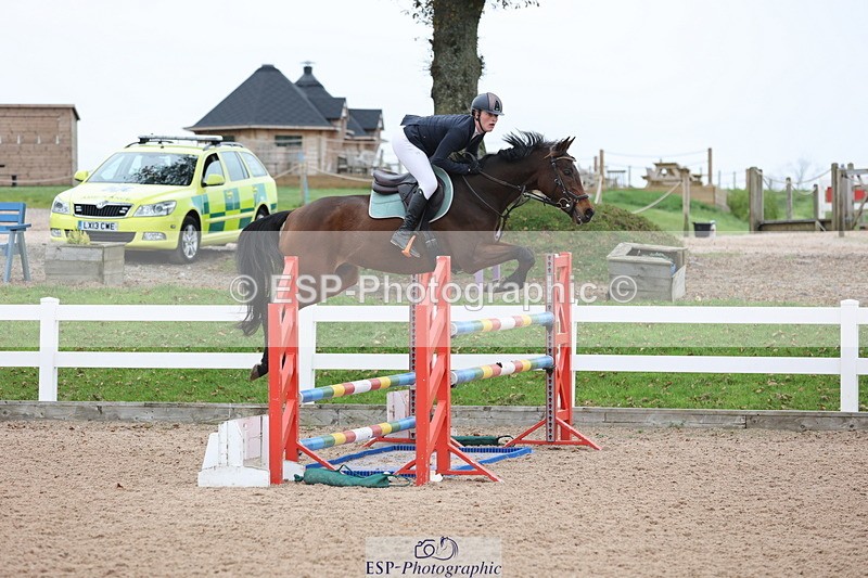 241101A-111746-01315 - FRI Cls 5 Newcomers and 1.10m Open