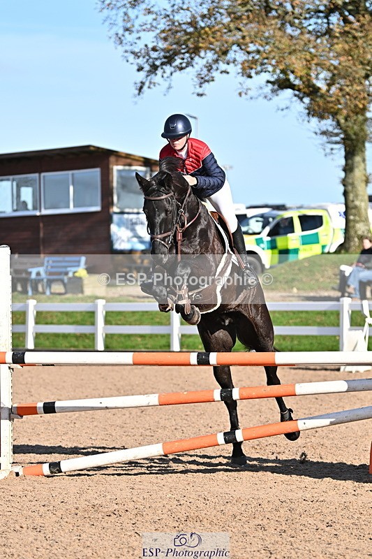 241113A-123622-00524 - Cls 04A&B Snr Newc & 1.10m Open