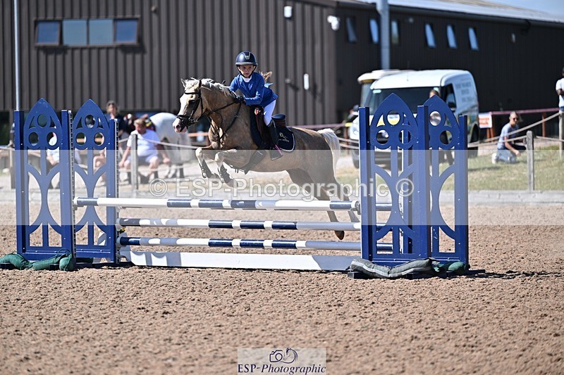 250627-161313-00655 - Cls 6 Stepping Stones 128cm and 138cm