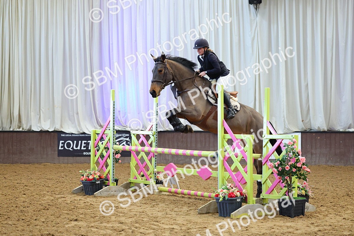 SBM_005539 - Class 22 - Bliss of London Novice Winter Championship Qualifier 90cm