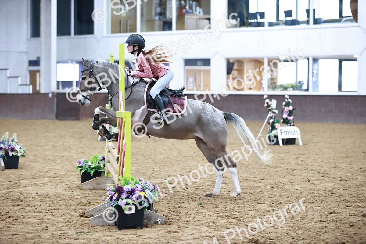 SBM_001813 - Class 9 - Pony Intro 75cm