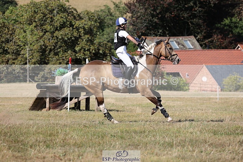 250802A-164341-07622 - F-291-Maisie.Atkinson-RAINSTOWN.JONNY