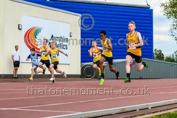 West25Sat-910152 - Track Male