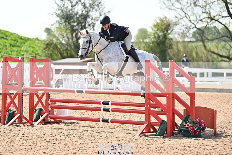 240509A-100302-00337 - Cls 1 British Novice and 90cm Open