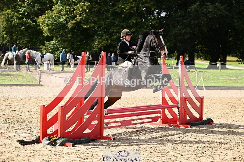 251004A-141153-01469 - Classes 6 & 7 60cm