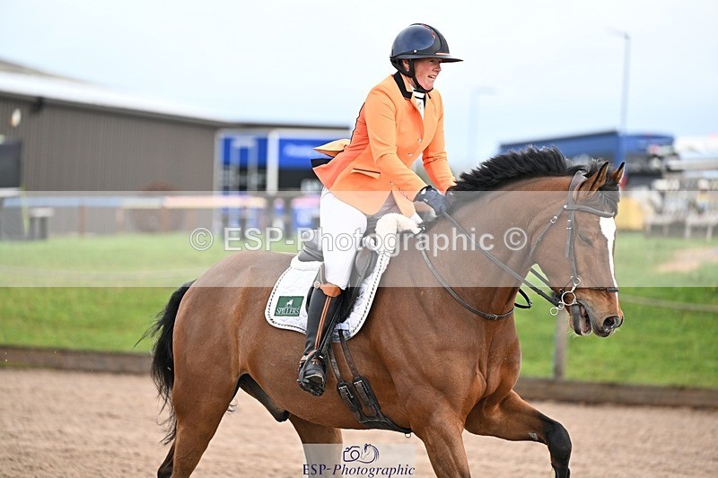 250416-090226-00004 - Cls 1 British Novice and 90cm