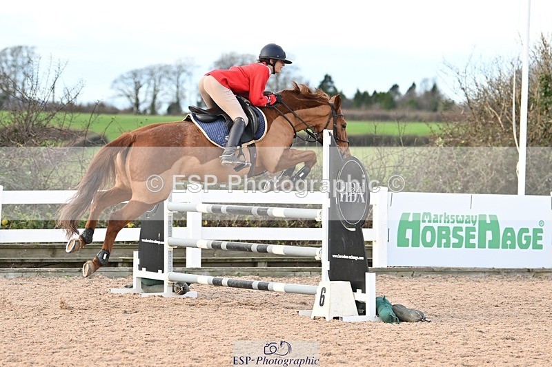 241208-132854-01791 - Cls 21 Newcomers and 1.10m Open