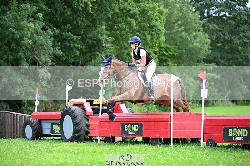 240803-133046-06622 - 204-Ella_Lawton-Smith-LOWHILL_FIER_AMBASSADOR