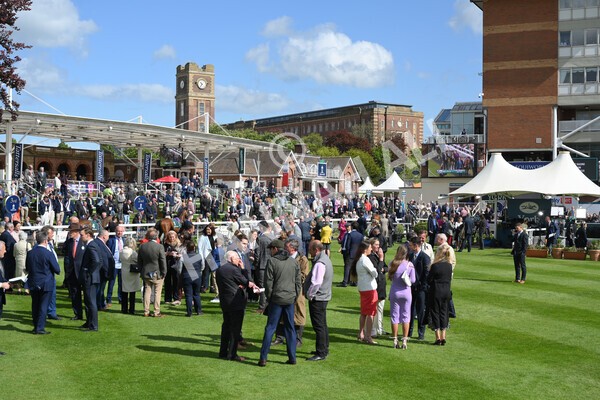 yr11052022r5-1 - Race 5 4.10pm Paddy Power 'Here For The Craic' Stakes