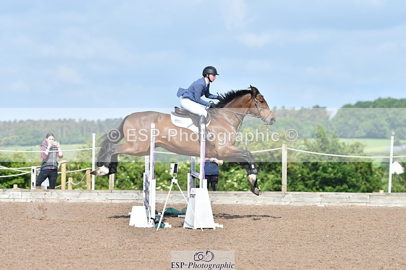 240609A-092029-03300 - Cls 15 Snr British Novice and 90cm Open
