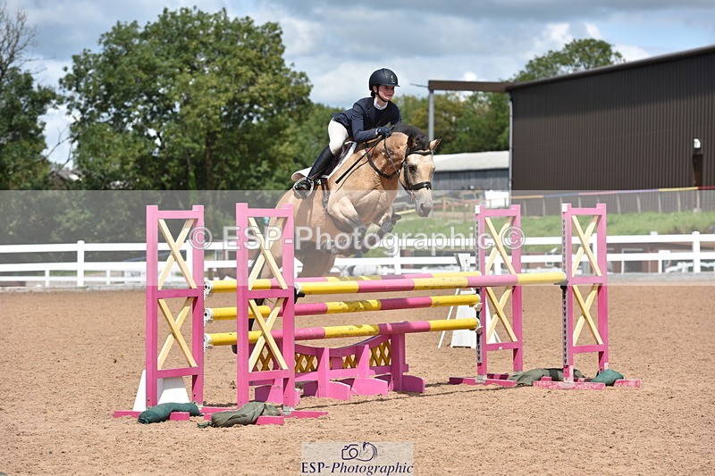 230806A-135758-02276 - Cls 21 Pony Newcomers & 1m Open