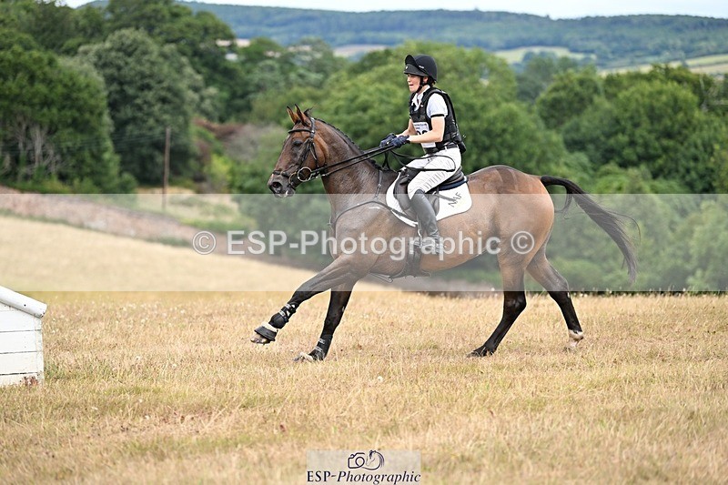 250803A-145801-15425 - P-702-Keara.Schmidt-MR.OBOS.HULLABALOO