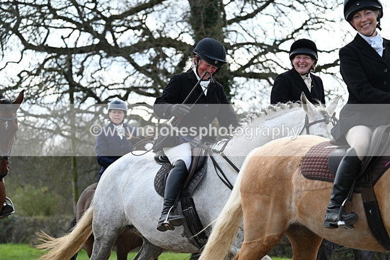 WJ7_9856 - Walk Home