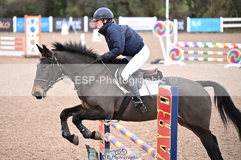 251205-095753-00091 - Cls 2 Snr British Novice and 90cm