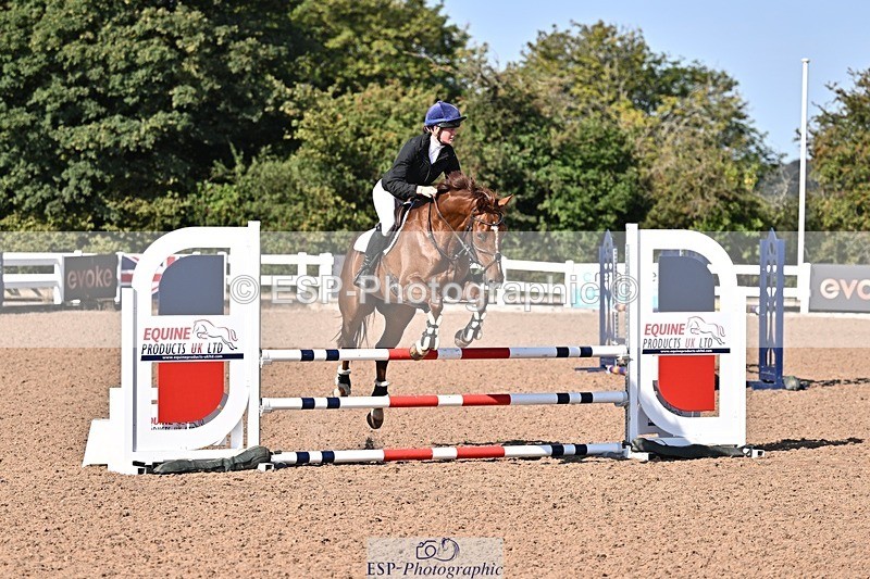 260812-094048-00075 - Cls 2 British Novice and 90cm