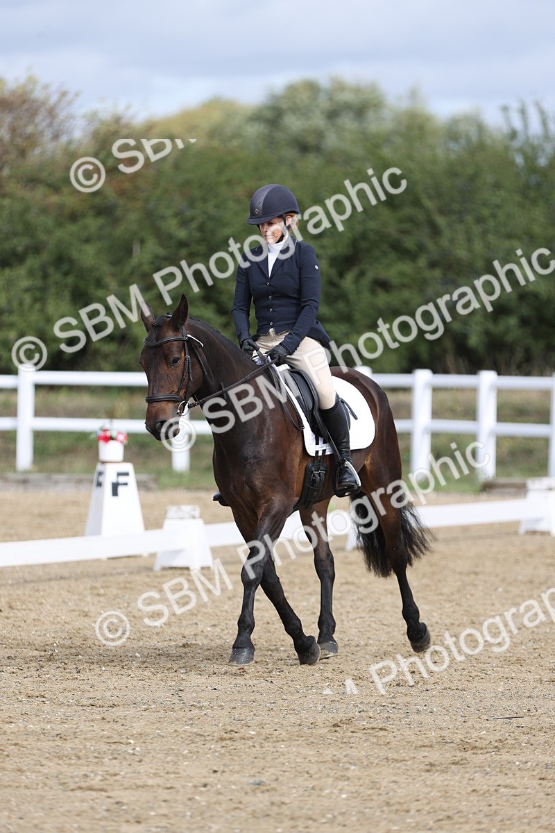 SBM_001493 - Class 2 - Intro 4 Champs - 10.56-11.44