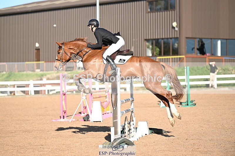 241026A-150351-01439 - SAT Cls 16-18 Children on Horses