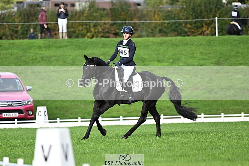 251023A-102238-02455 - G-505-Sarah.Amos