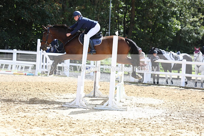 3E7A9462 - Class 9: Senior British Novice/90cm open