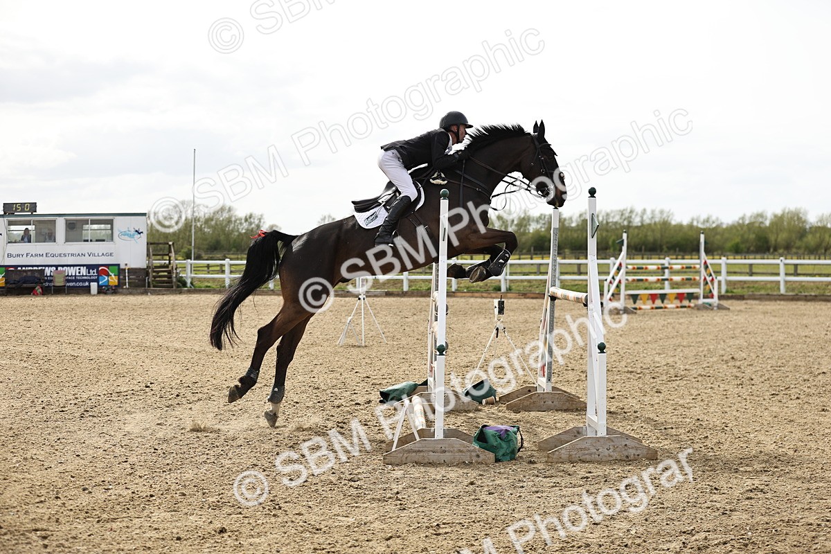 SBM_001400 - Class 5 -Senior Foxhunter - 1.20m