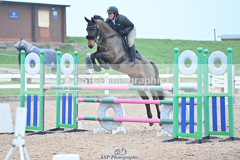 240113A-124005-02026 - Cls 12 Newcomers and 1.10m Open