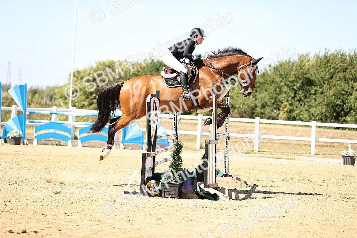 SBM_015006 - Class 15 - Senior Newcomers - 1.10m Open